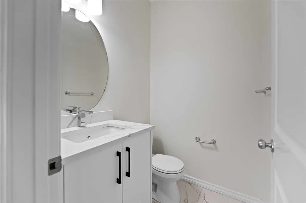 27 Copperstone Crescent SE