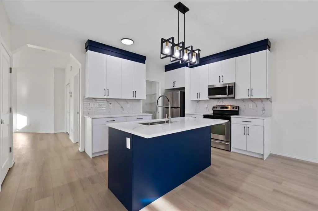 27 Copperstone Crescent SE