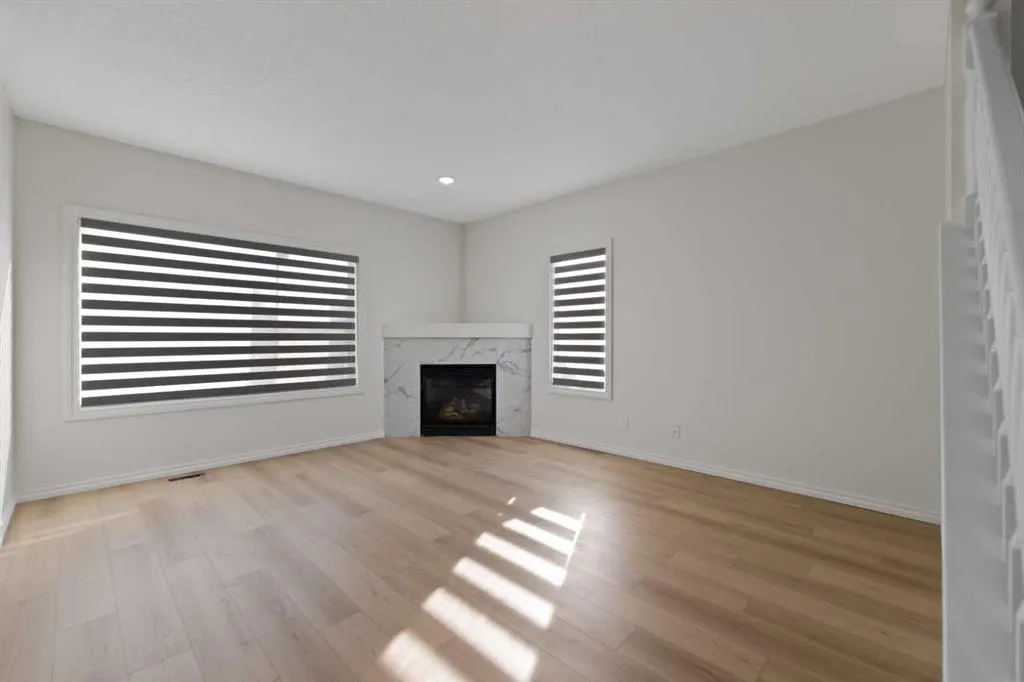 27 Copperstone Crescent SE