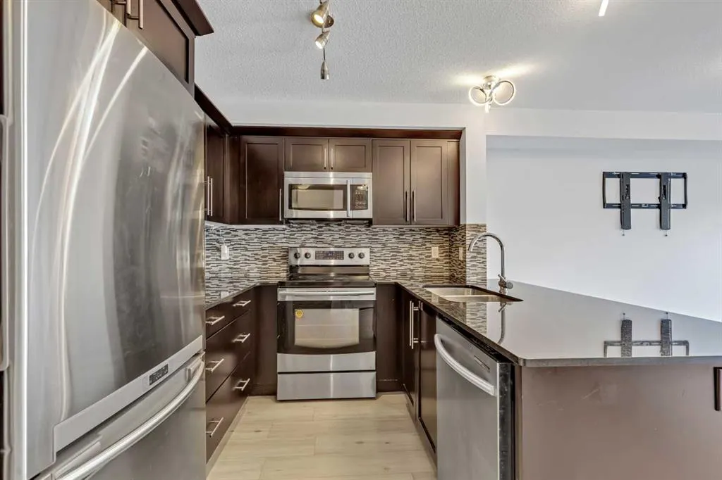 155 Skyview Ranch Way NE, #5310