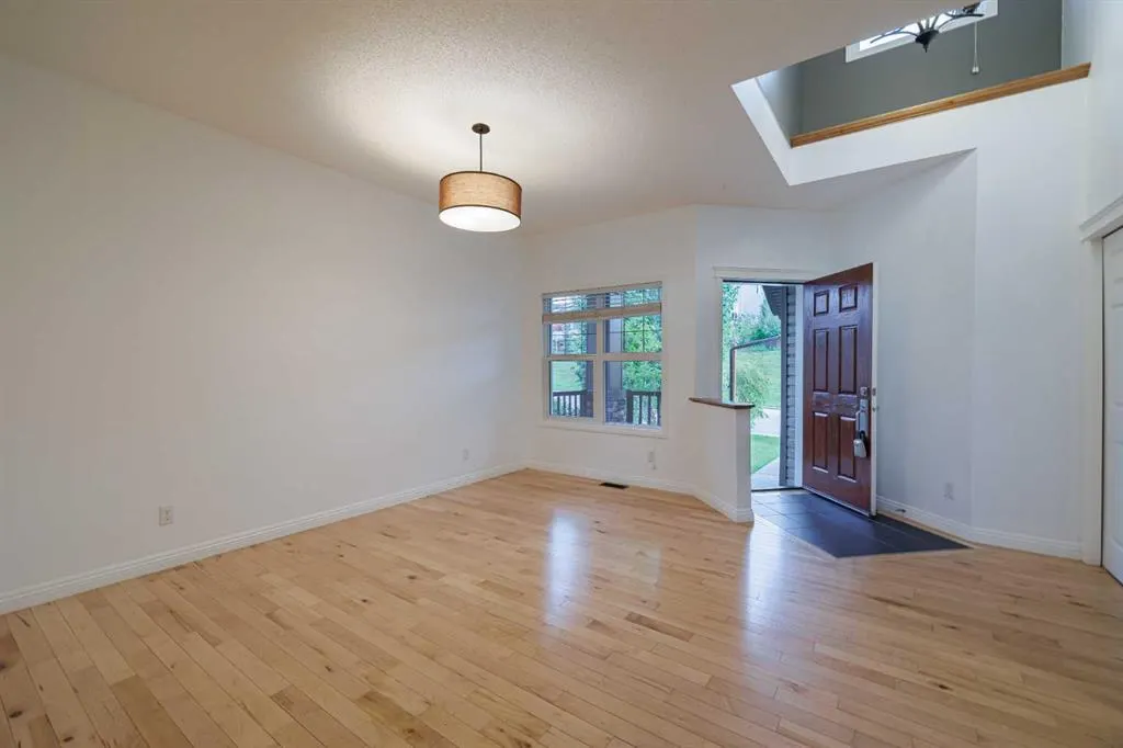 107 Sunset Way