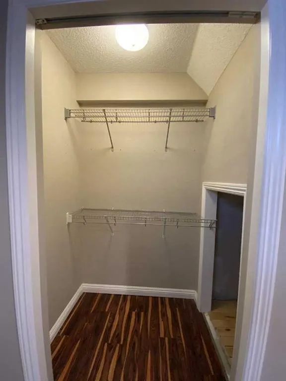 107 Sunset Way