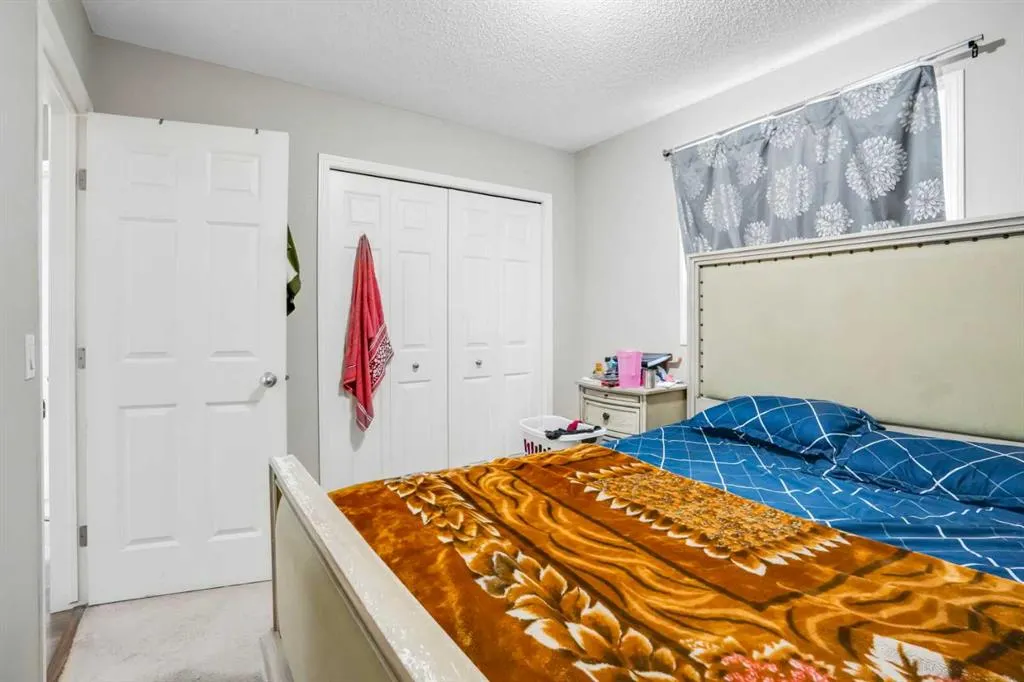 6216 Taralea Park NE