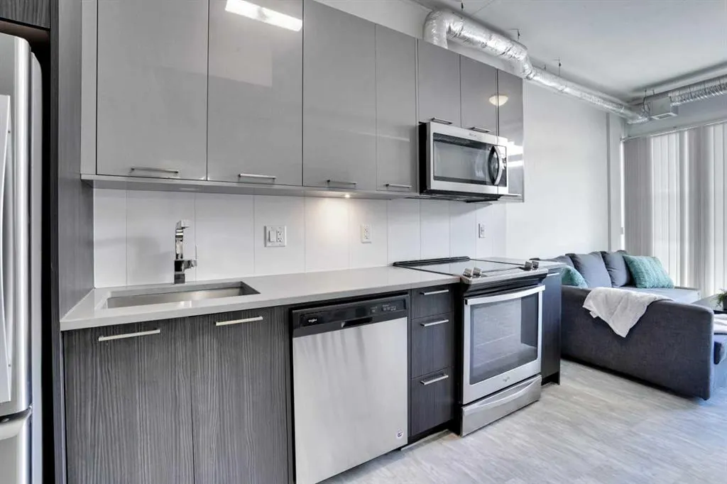 624 8 Avenue SE, #405