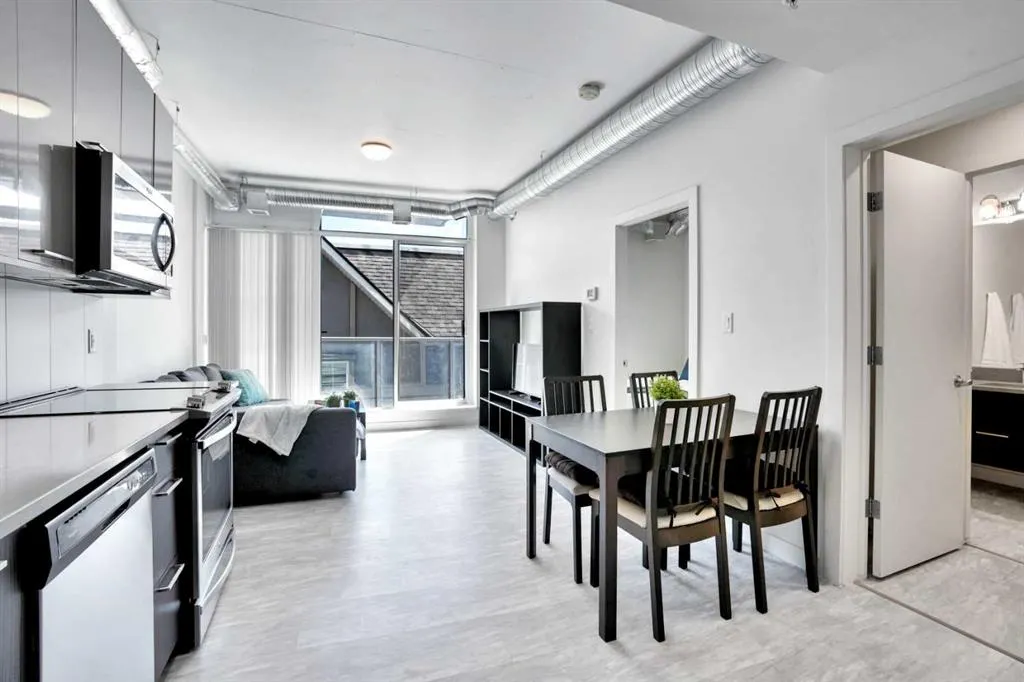 624 8 Avenue SE, #405