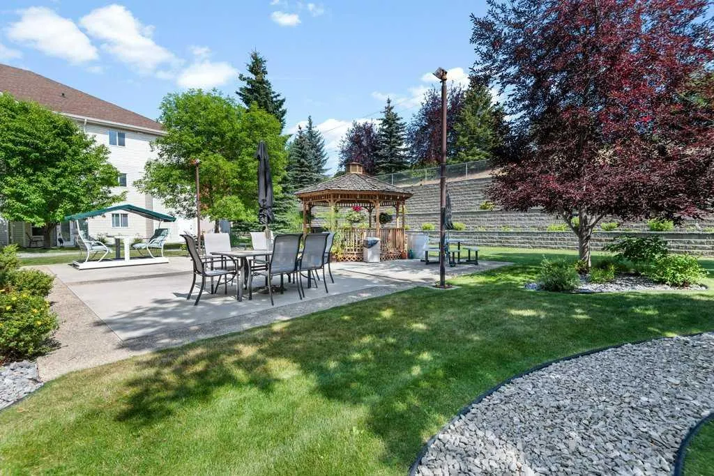 56 Carroll Crescent, #308