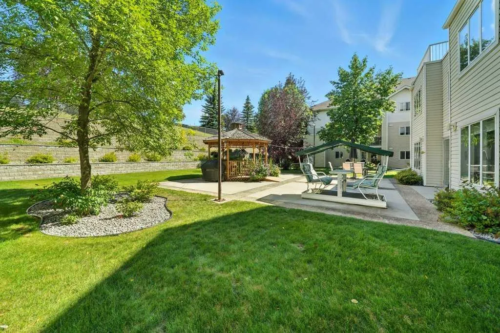 56 Carroll Crescent, #308