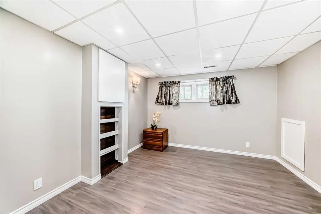118 Ridgebrook Drive SW