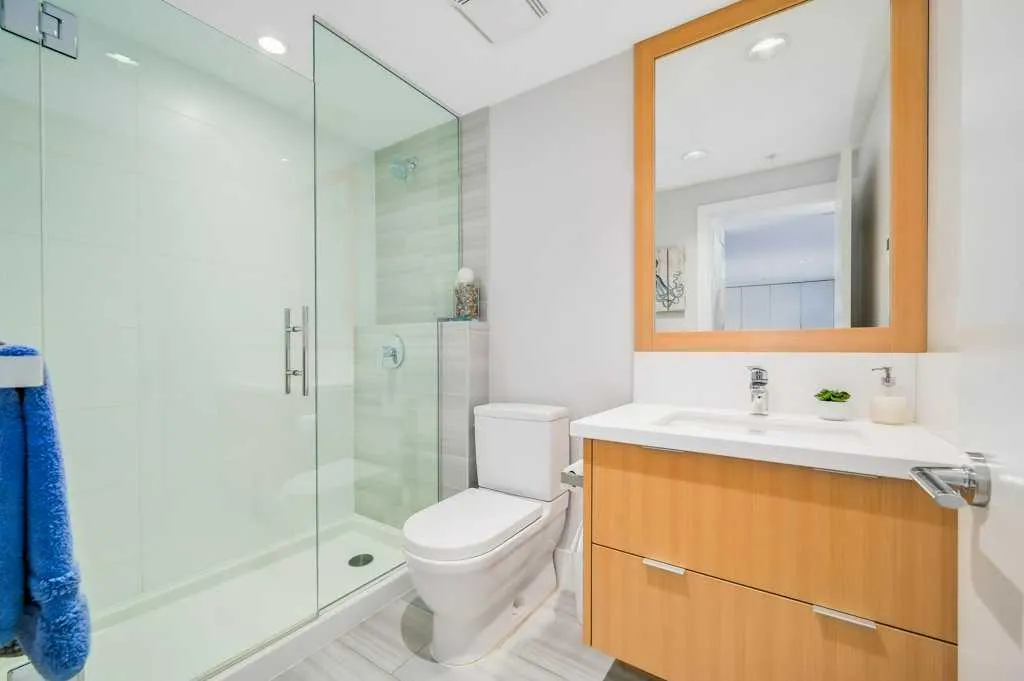 560 6 Avenue SE, #410