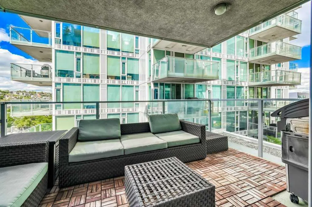 560 6 Avenue SE, #410