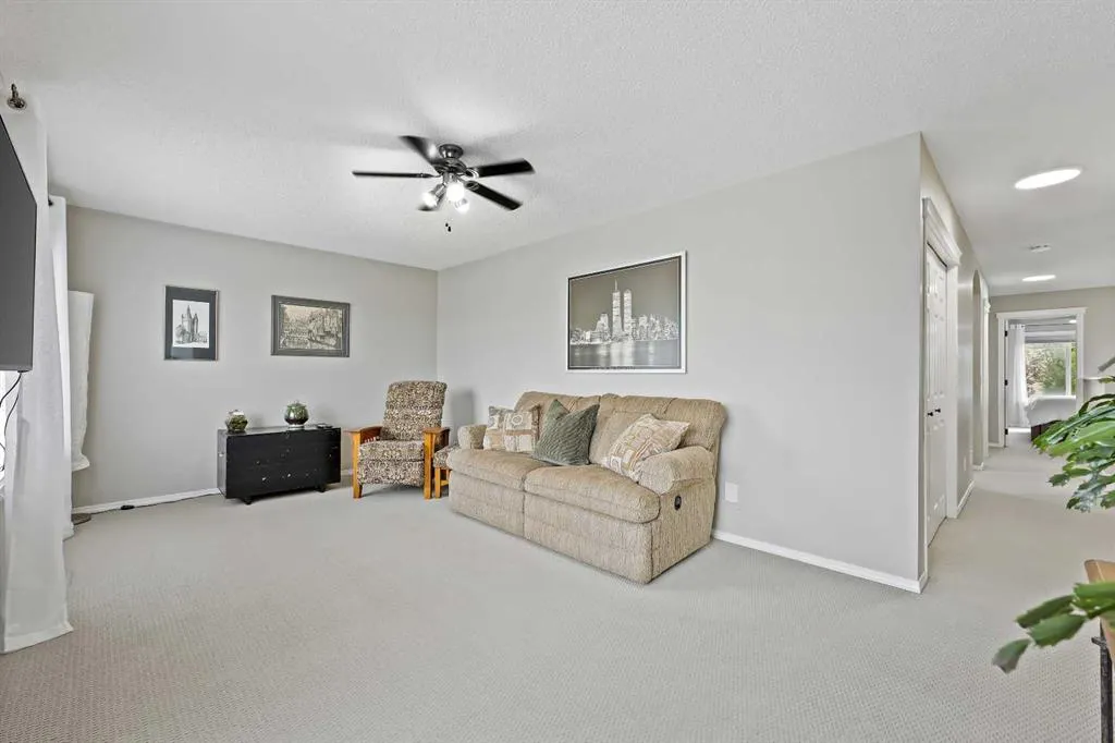 254 Evanscreek Court NW
