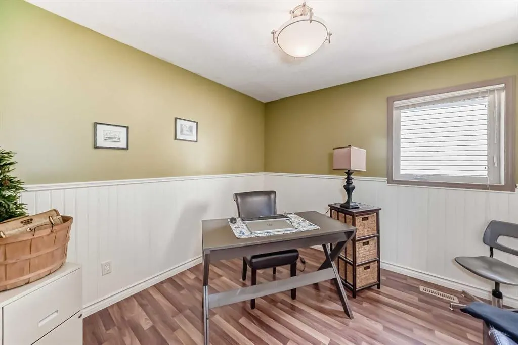 41 Canyoncrest Point W