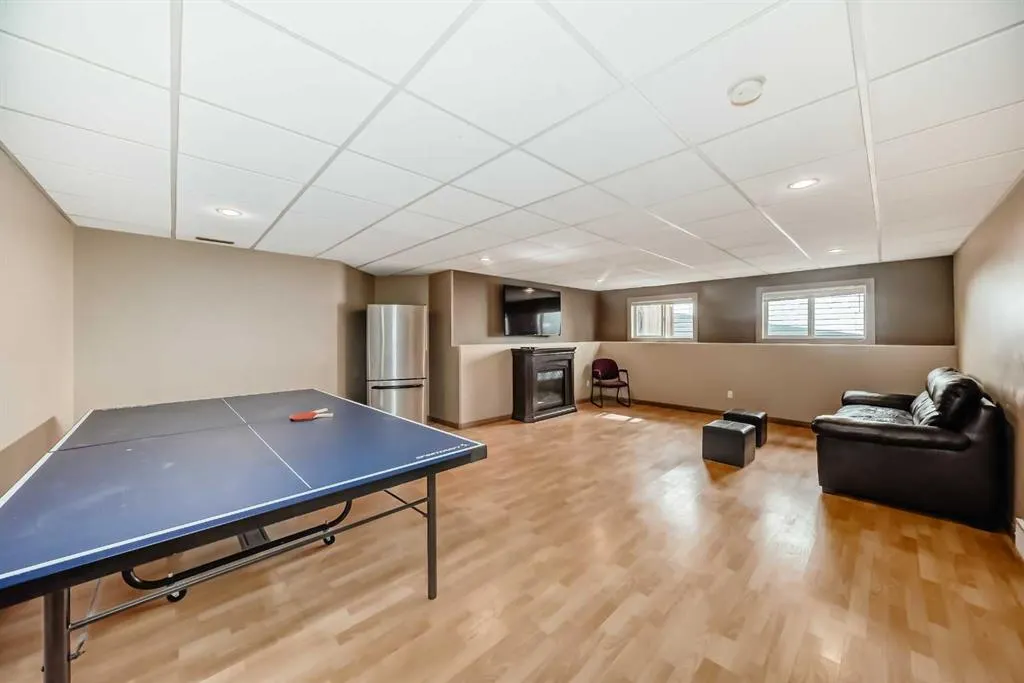 41 Canyoncrest Point W