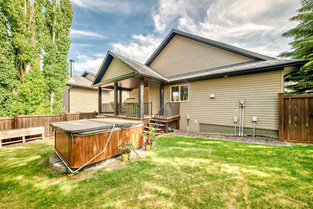 41 Canyoncrest Point W