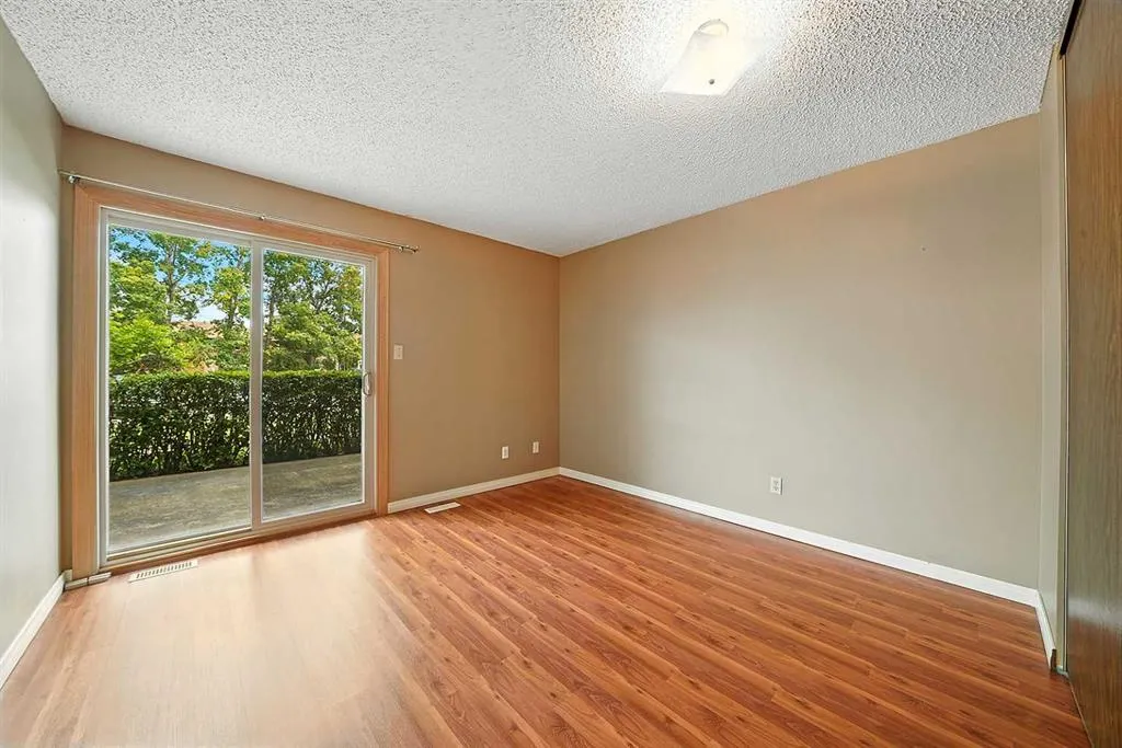 54 Bell Street, #125