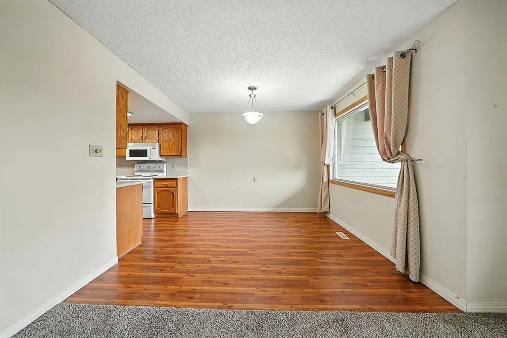 54 Bell Street, #125