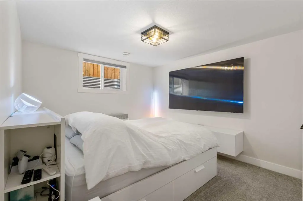 119 Silver Brook Road NW