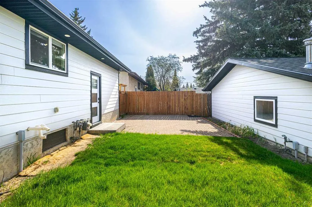 119 Silver Brook Road NW