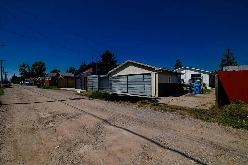 3236 Doverville Crescent SE