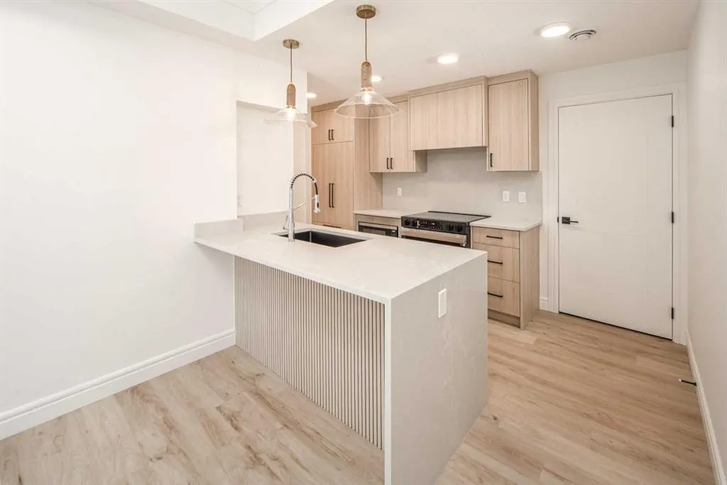 4270 Norford Avenue NW, #312