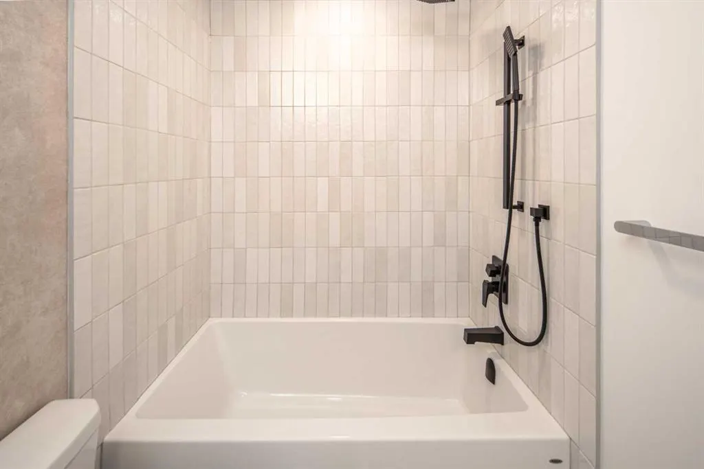 4270 Norford Avenue NW, #312