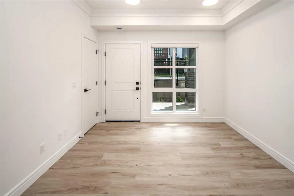 4270 Norford Avenue NW, #312
