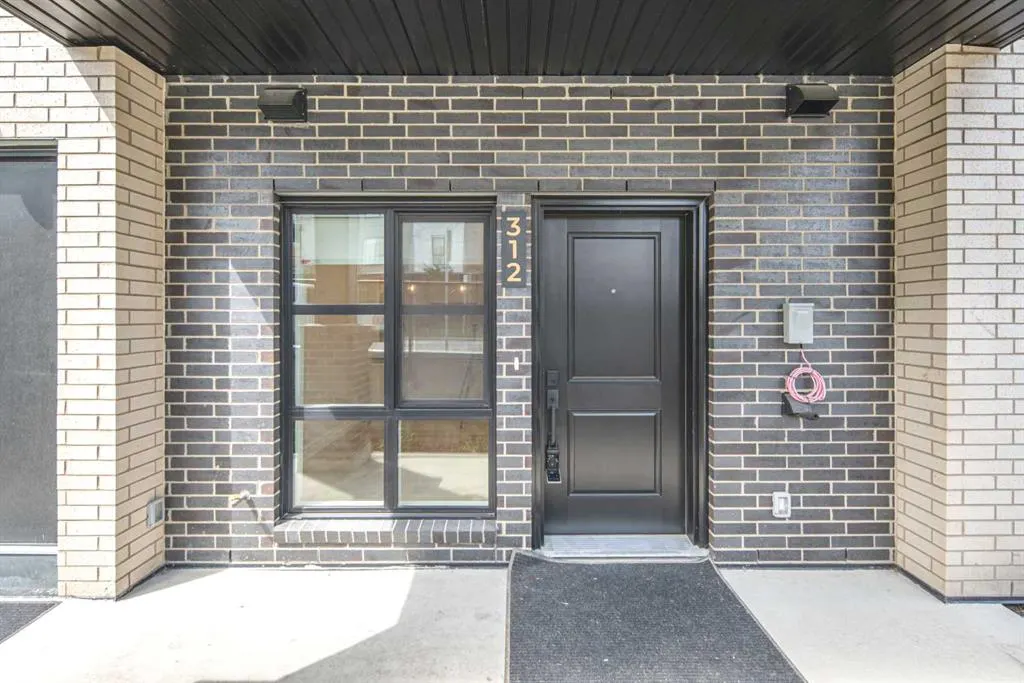 4270 Norford Avenue NW, #312