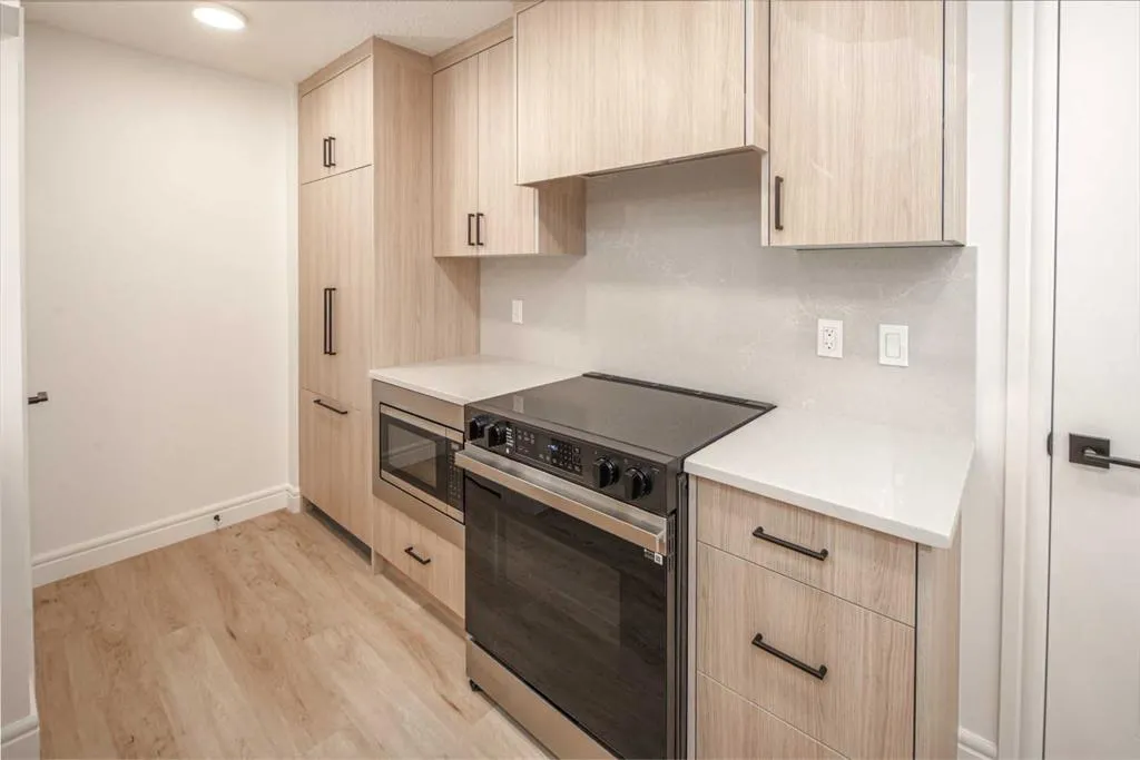 4270 Norford Avenue NW, #312