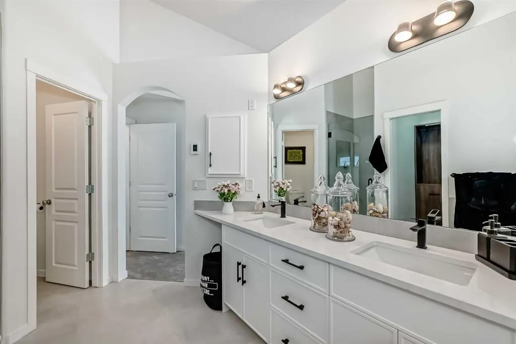 62 Auburn Sound Landing SE