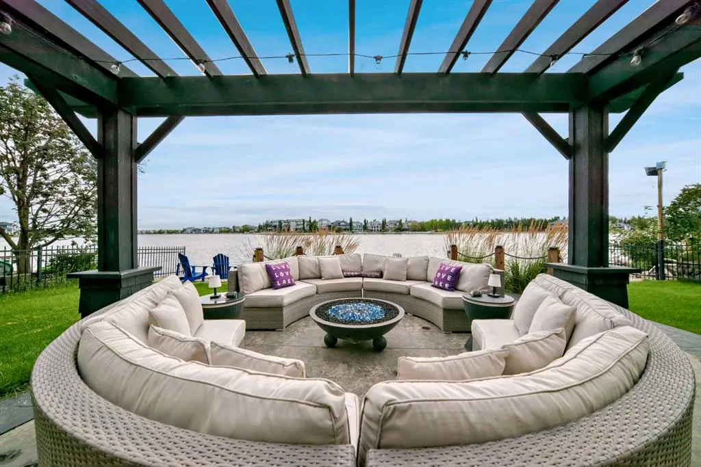 62 Auburn Sound Landing SE