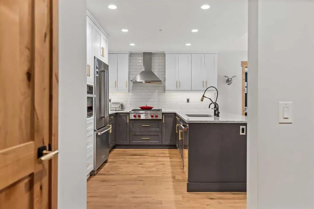 1105 Spring Creek Drive, #202