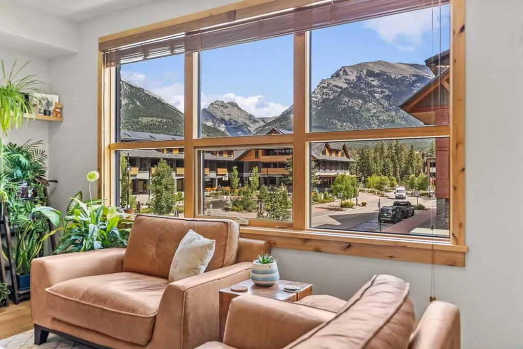 1105 Spring Creek Drive, #202