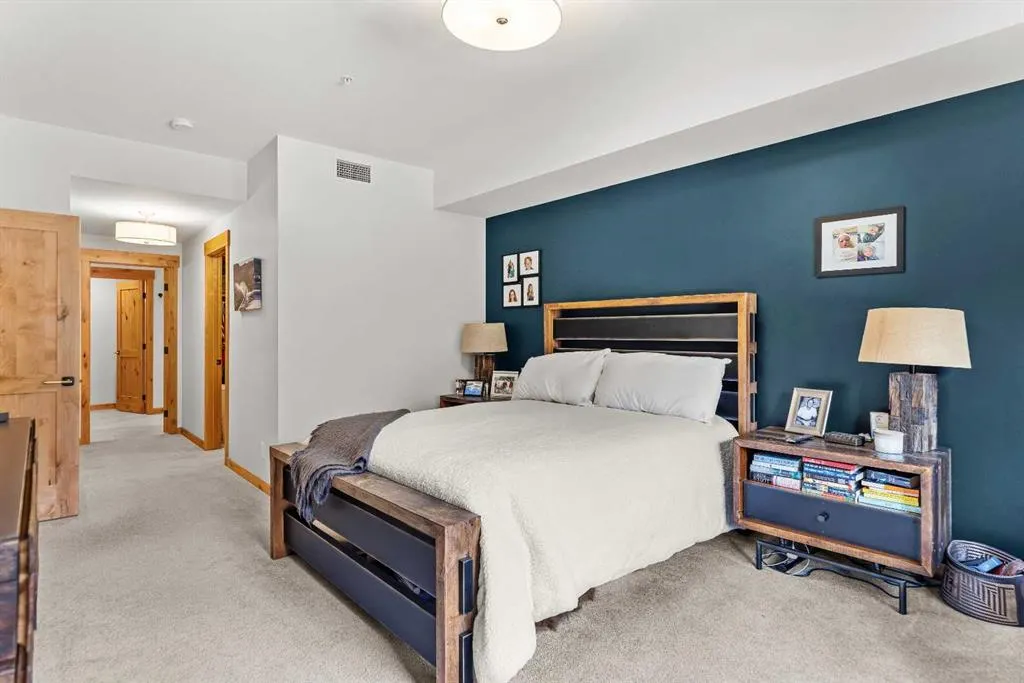 1105 Spring Creek Drive, #202