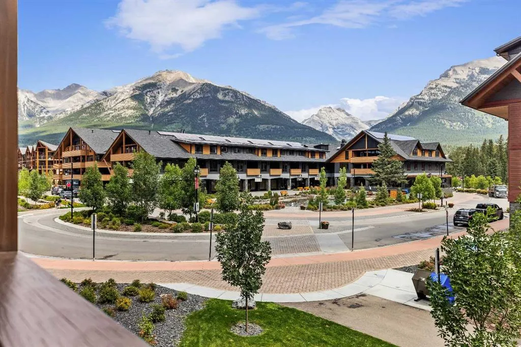1105 Spring Creek Drive, #202