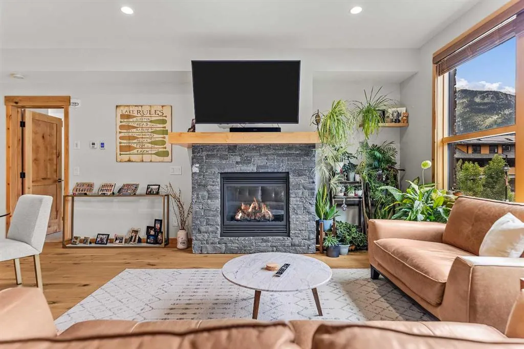 1105 Spring Creek Drive, #202