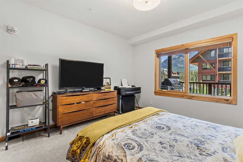 1105 Spring Creek Drive, #202