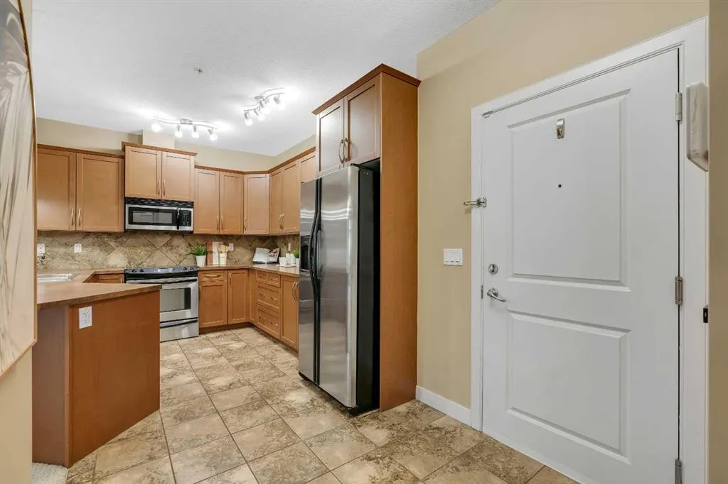 35 Aspenmont Heights SW, #211