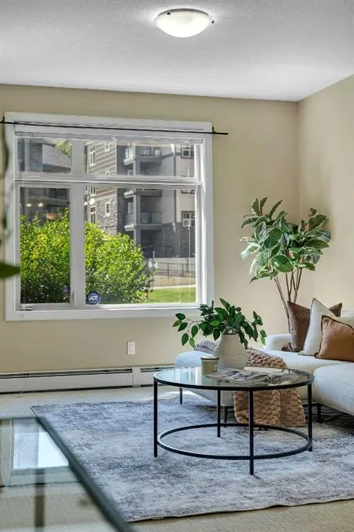 35 Aspenmont Heights SW, #211