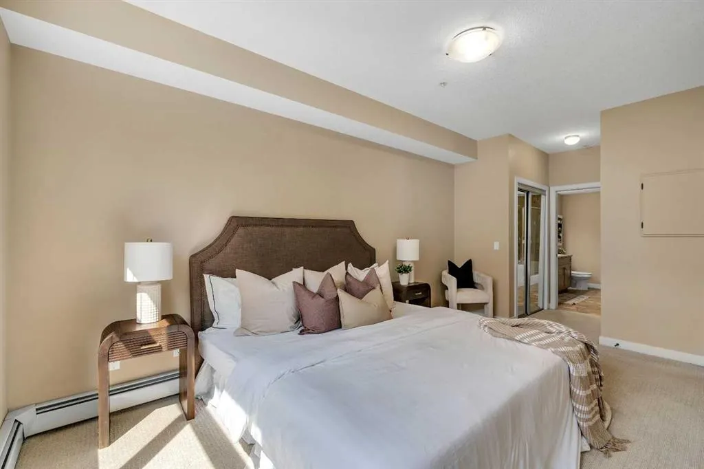 35 Aspenmont Heights SW, #211