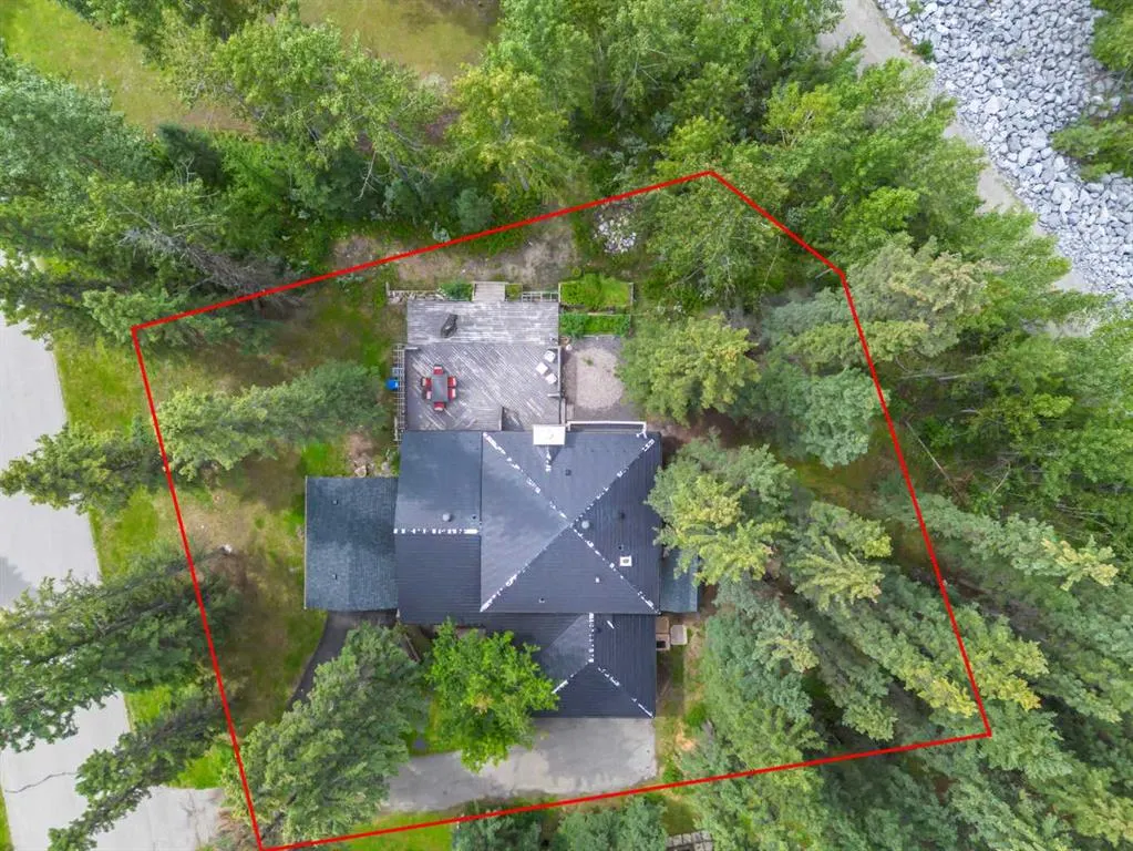 51 Redwood meadows Drive