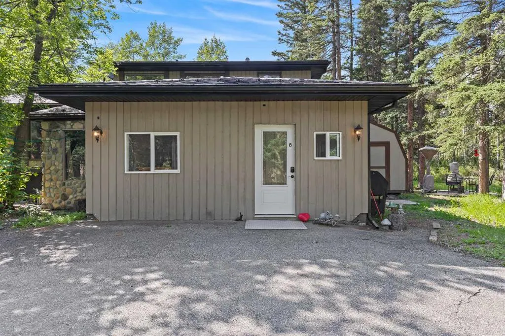51 Redwood meadows Drive