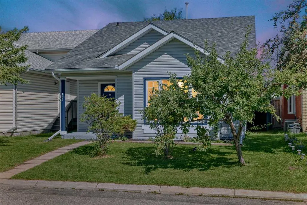 183 Applefield Close SE