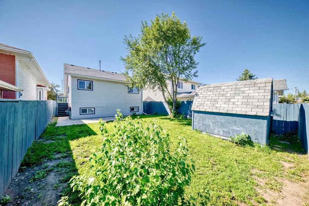 183 Applefield Close SE
