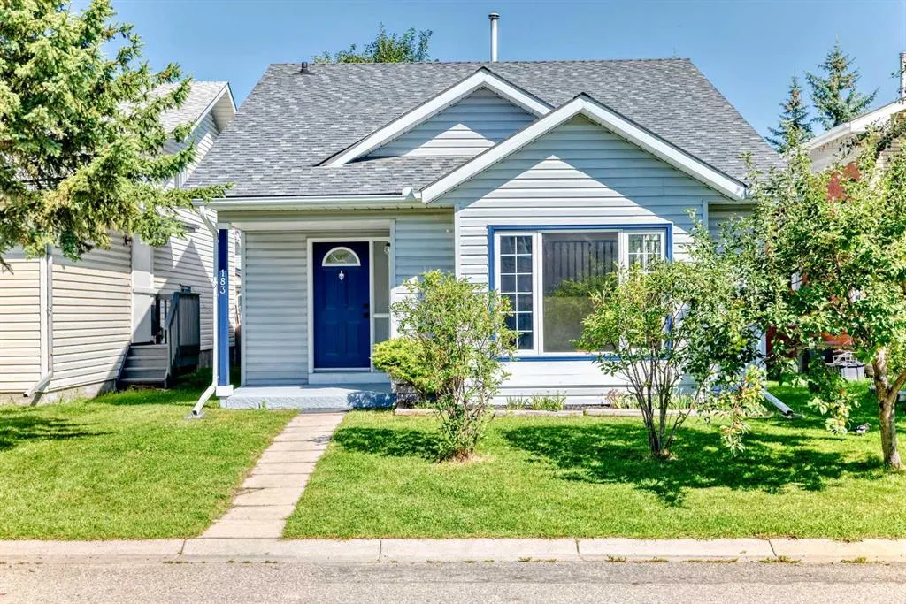 183 Applefield Close SE