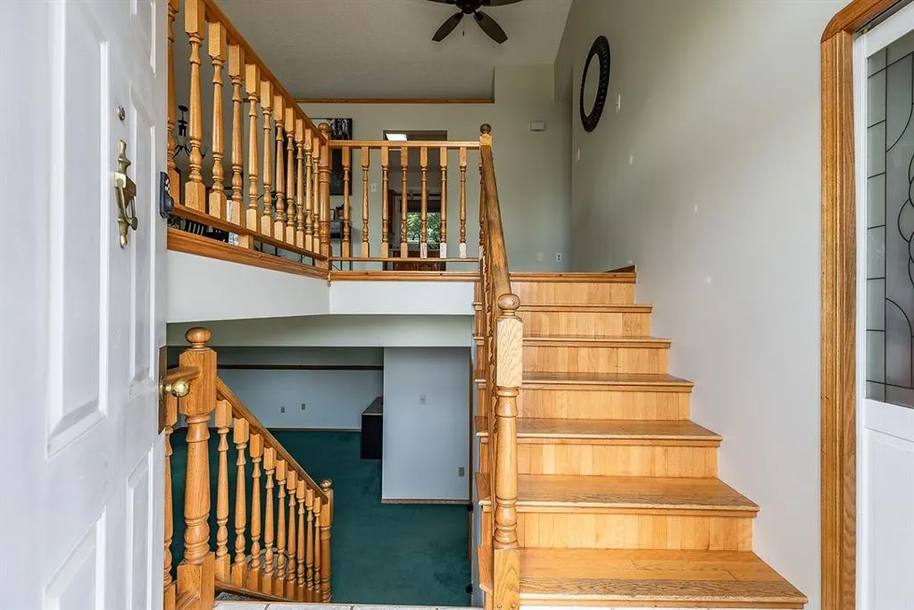 253 Sprague Way SE