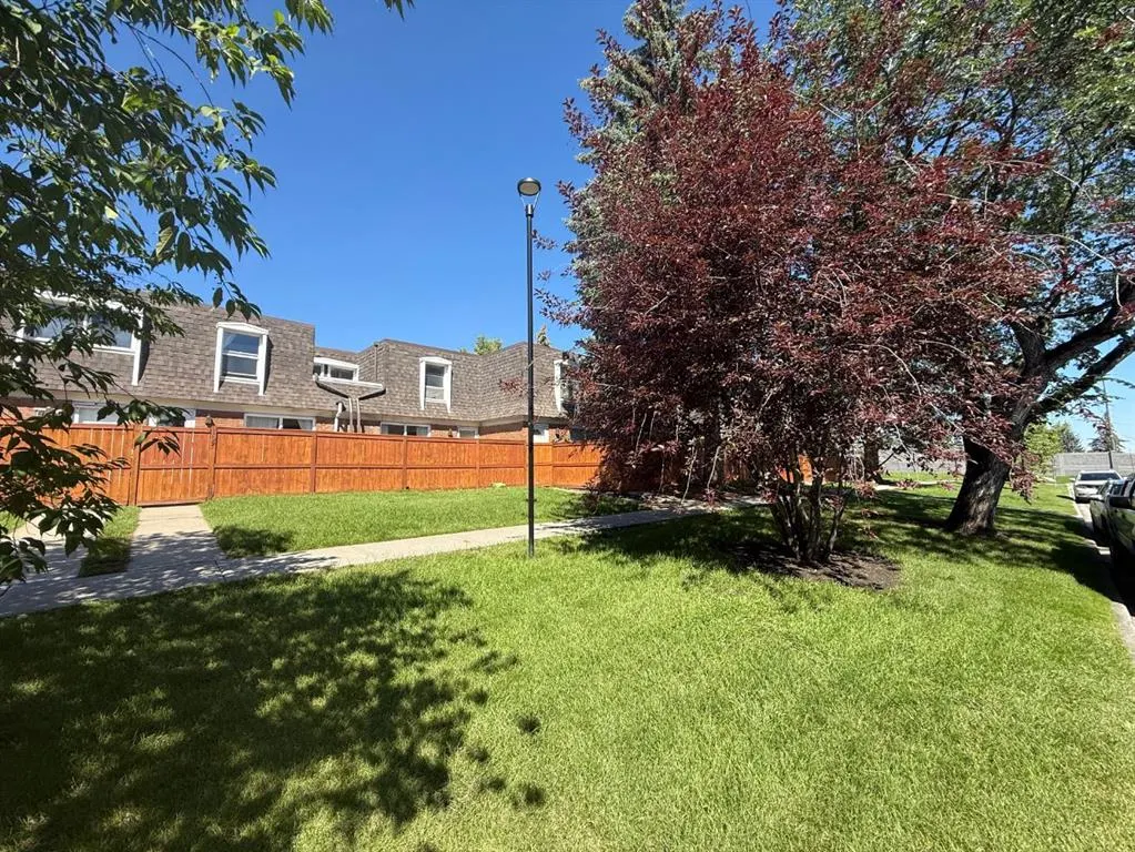 330 canterbury Drive SW, #110