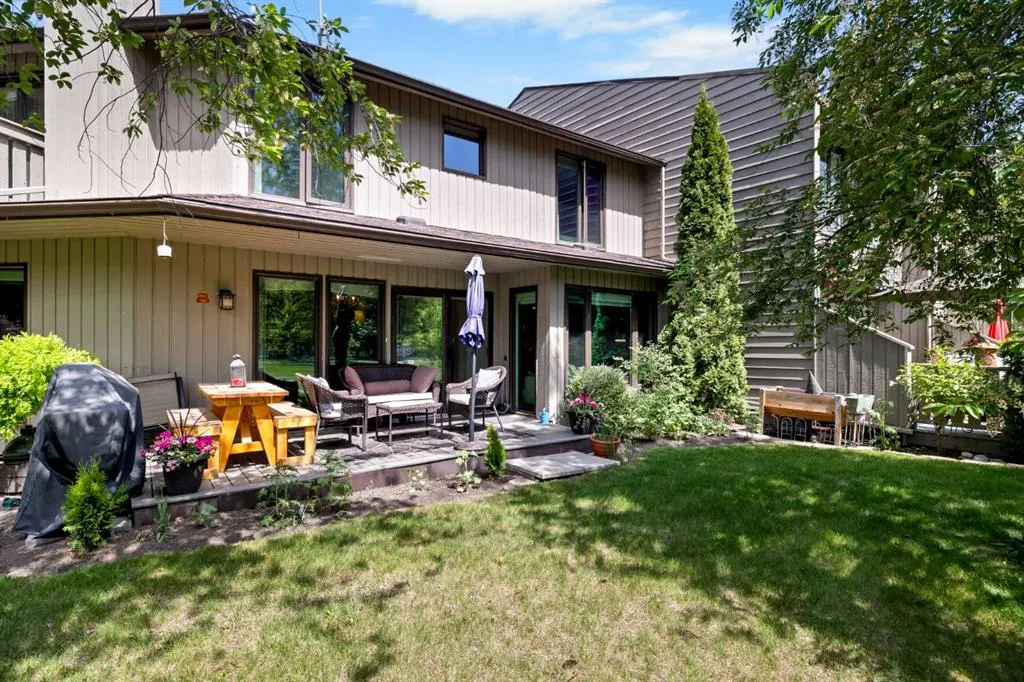 3843 Point Mckay Road NW