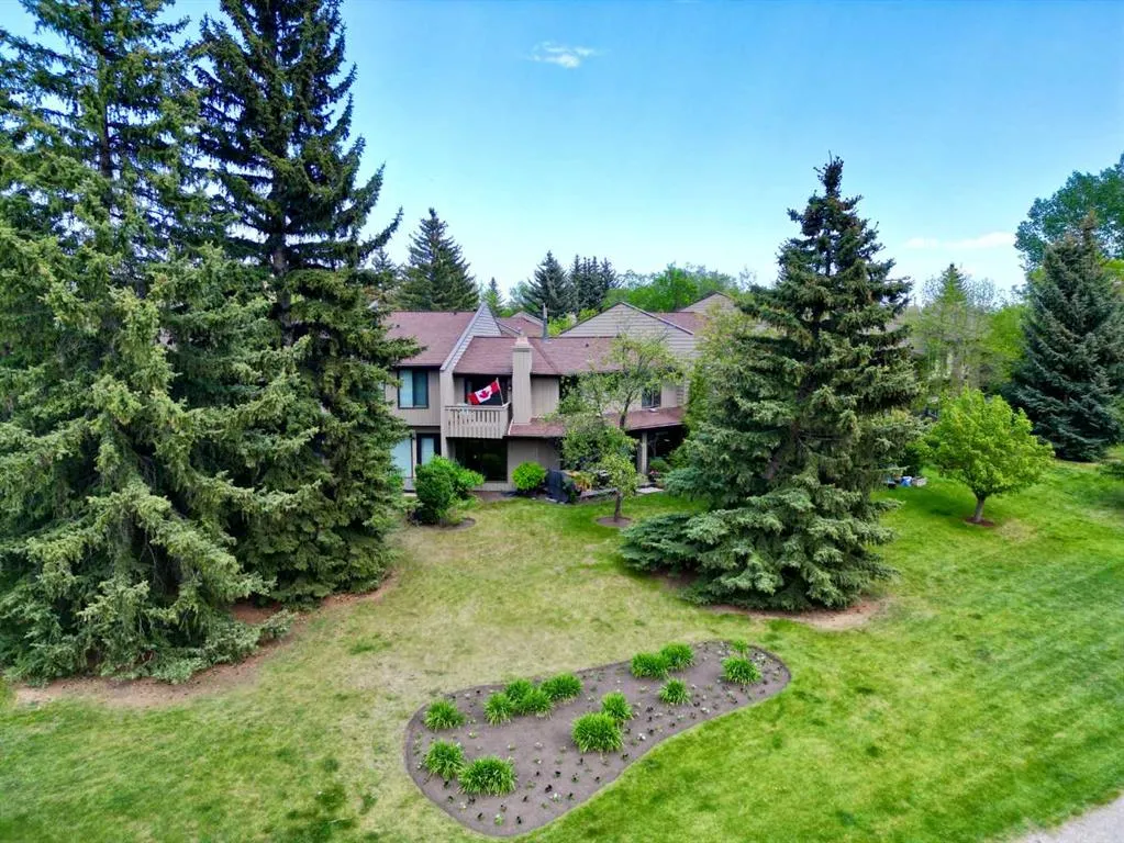3843 Point Mckay Road NW