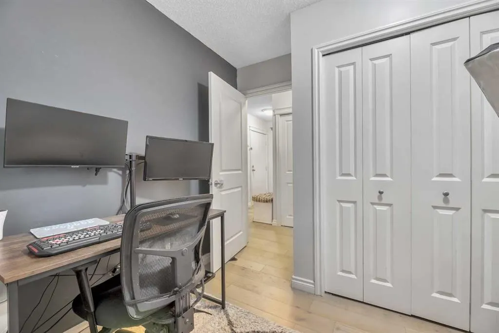 222 5 Avenue NE, #103