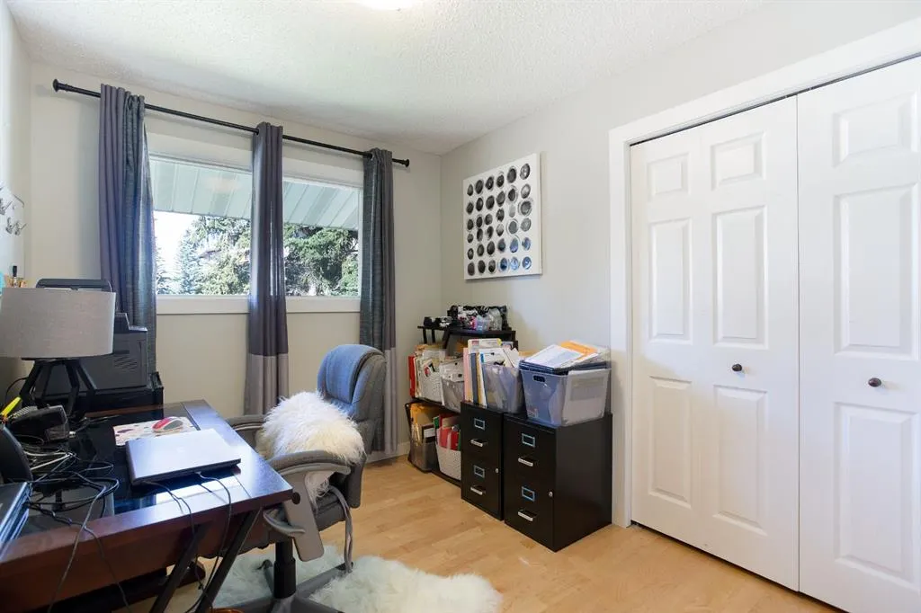 223 Brookpark Drive SW